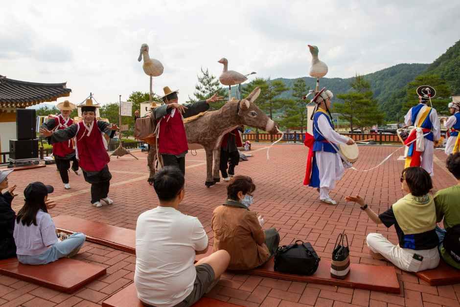 Cheongsong White Porcelain Festival — official photograph 3