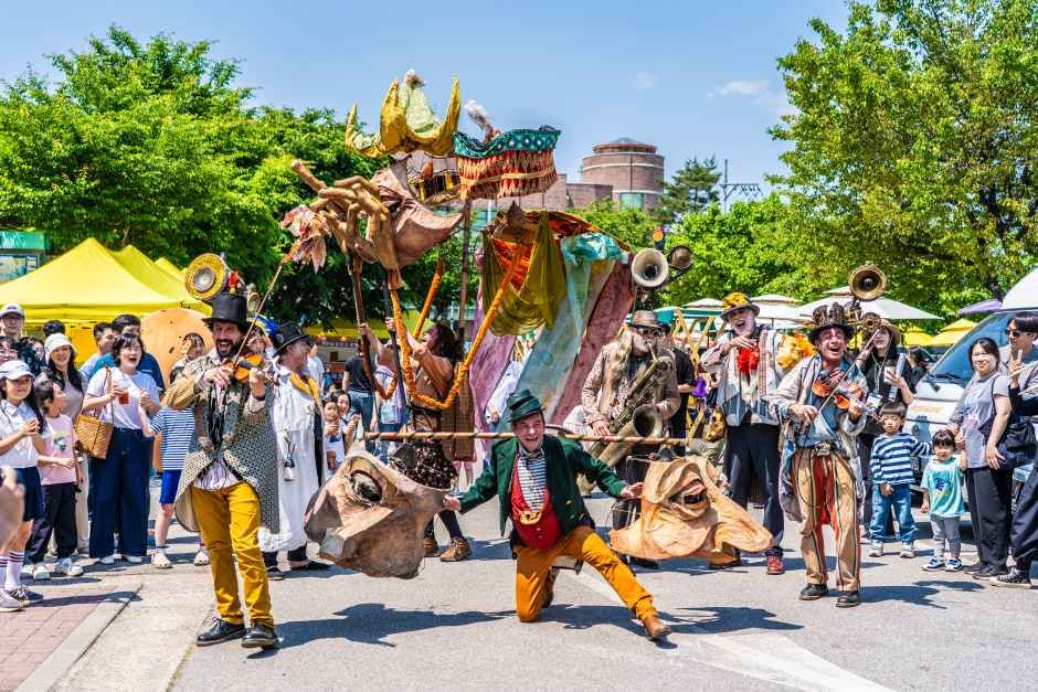 Chuncheon Puppet Festival — official photograph 4
