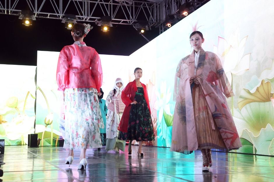 Jongno Hanbok Festival — official photograph 3