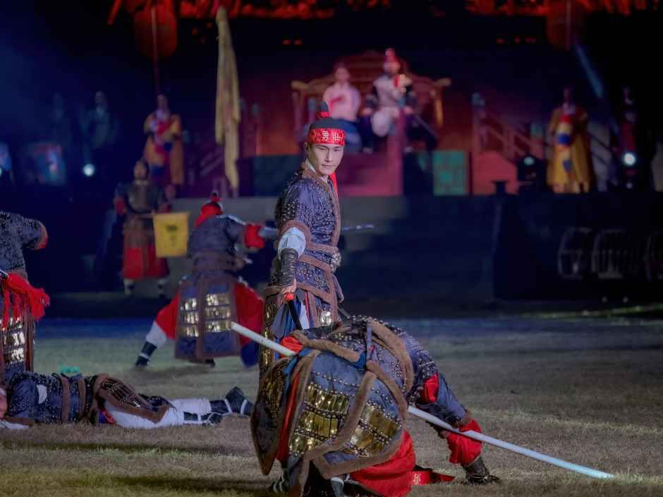 King Jeongjo's Royal Parade — official photograph 3