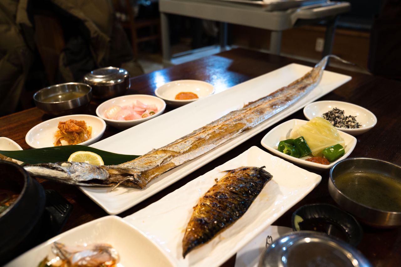 Jeju silver cutlassfish