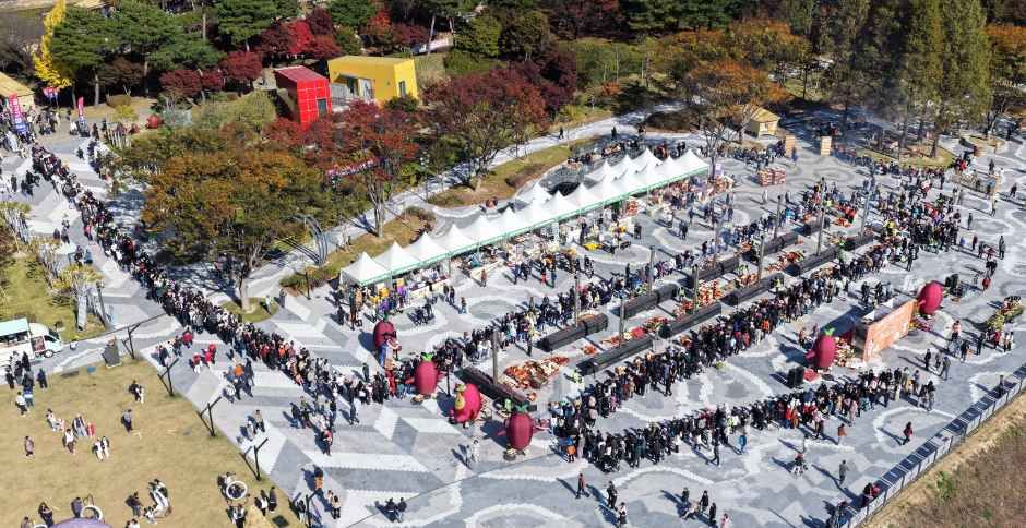 Yeoju Ogoknaru Festival — official photograph 1